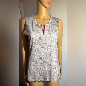 Club Ride Apparel sleeveless top. Sz. L